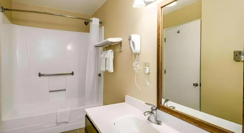 Quality Inn Redding near I-5