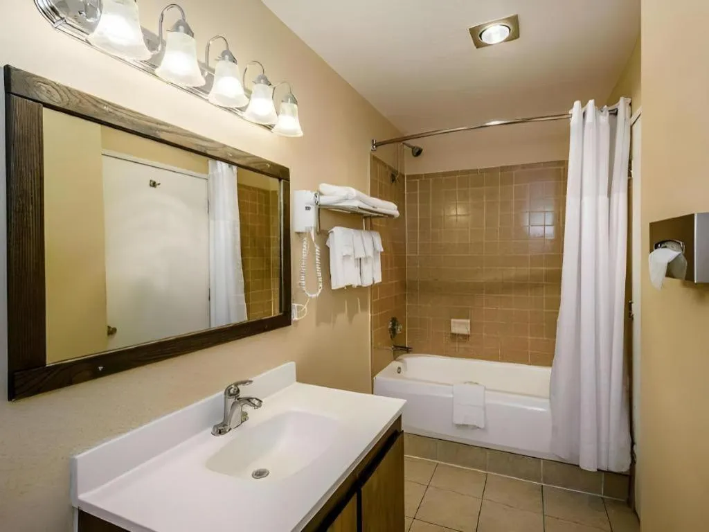 Quality Inn Redding near I-5