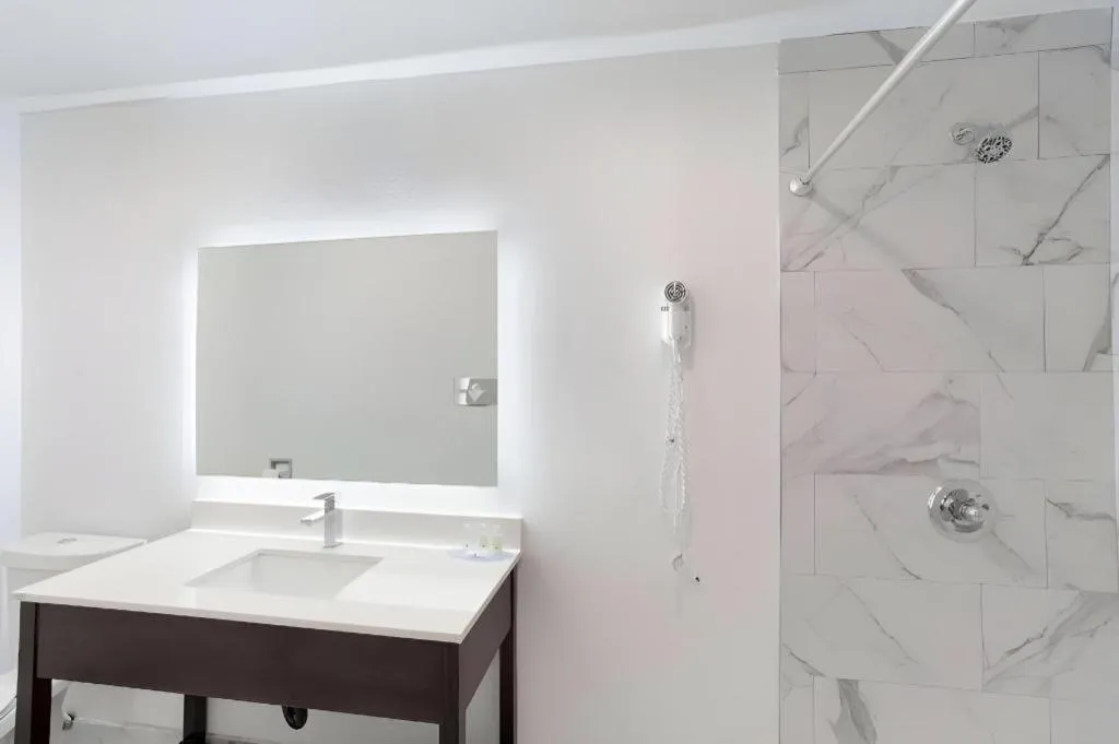 Quality Inn Redding near I-5