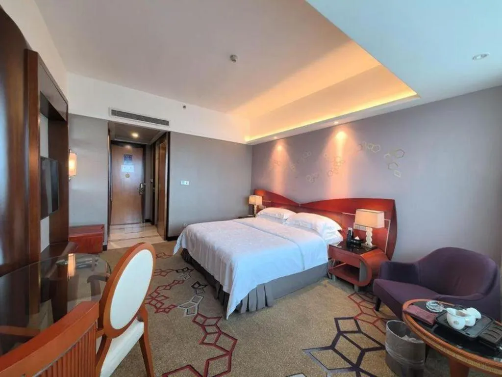 Bed in Cinese Hotel Dongguan