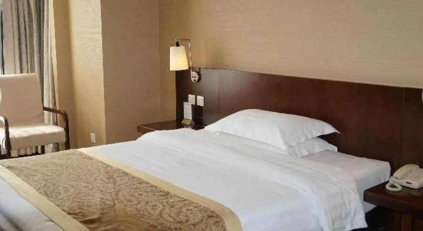 Bed in Dong Fang Hotel