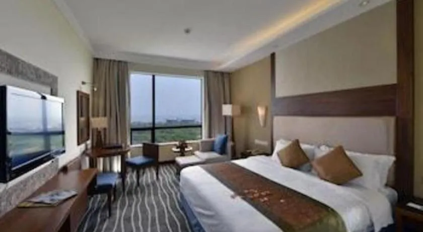 Bed in BaoHua Harbour View Hotel