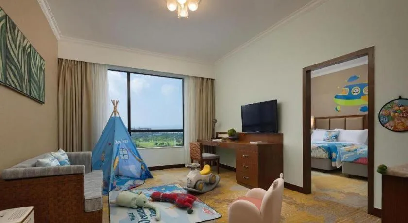 Bed in BaoHua Harbour View Hotel