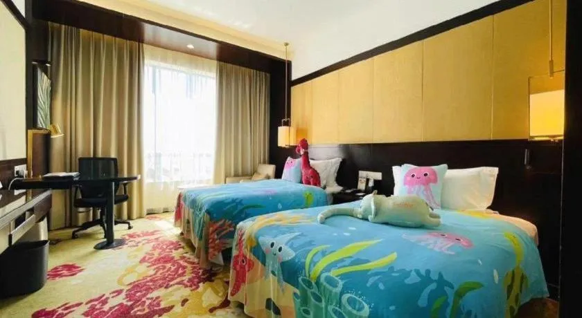Bed in BaoHua Harbour View Hotel