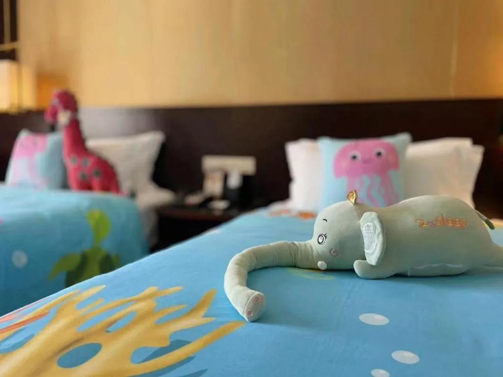 Bed in BaoHua Harbour View Hotel