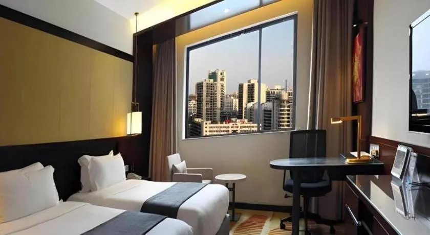 Bed in BaoHua Harbour View Hotel