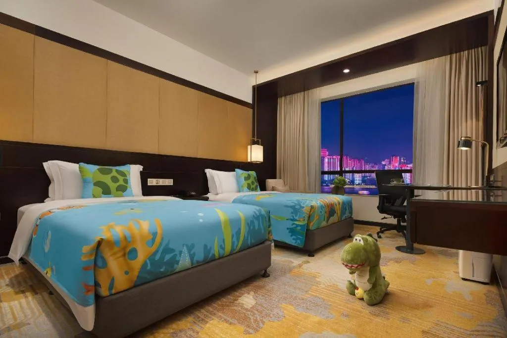 Bed in BaoHua Harbour View Hotel