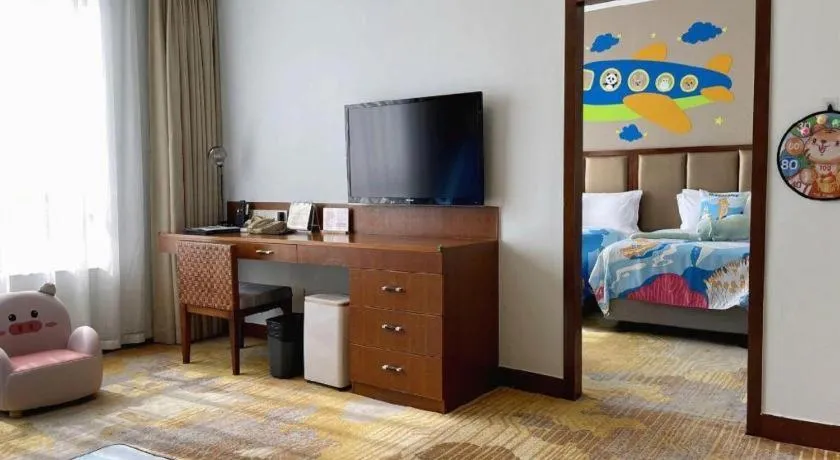 Bed in BaoHua Harbour View Hotel