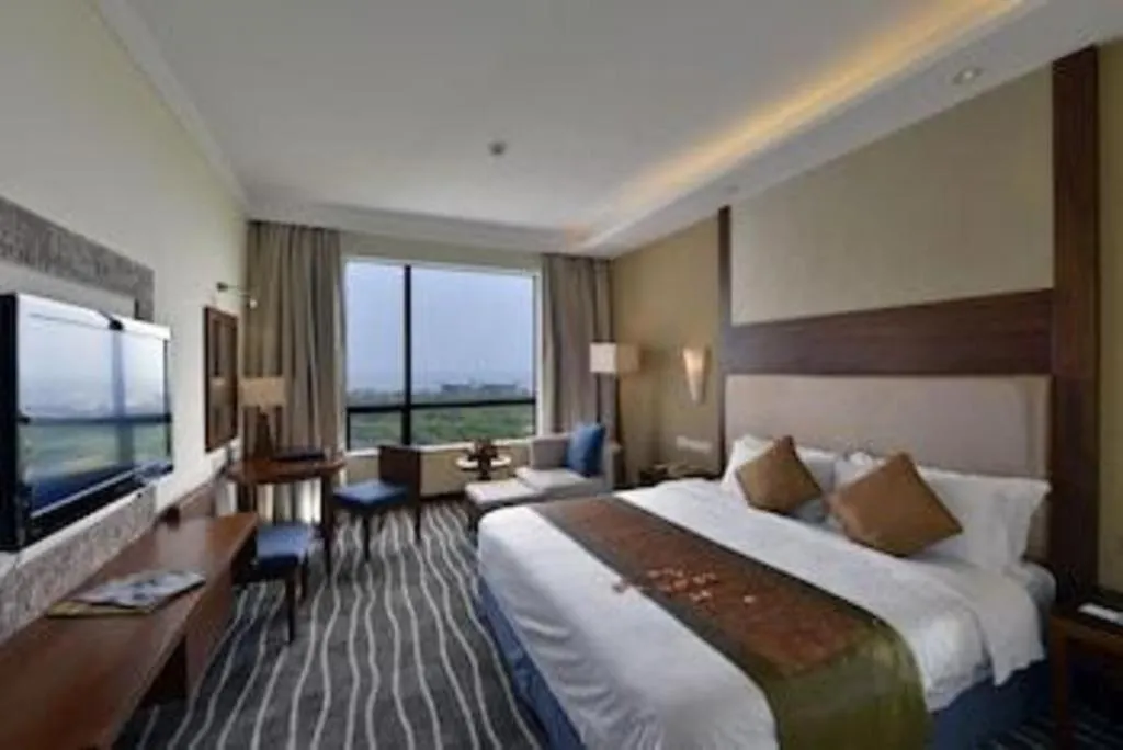Bed in BaoHua Harbour View Hotel