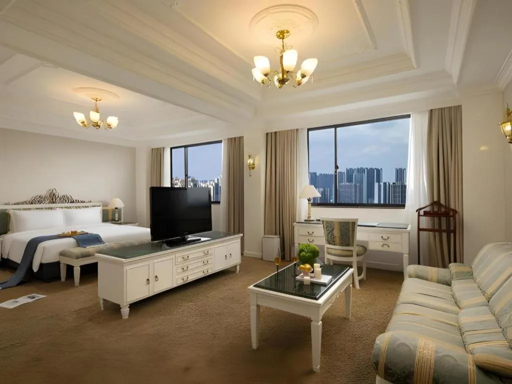 Bed in BaoHua Harbour View Hotel