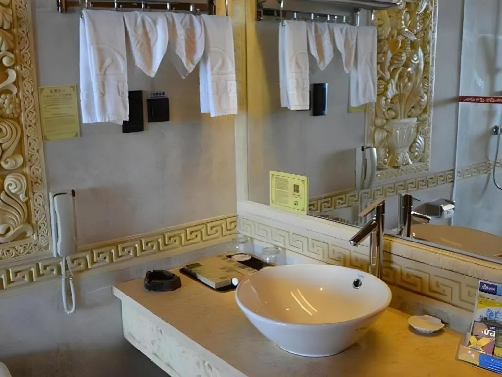 Kunming Tailong Hongrui Hotel