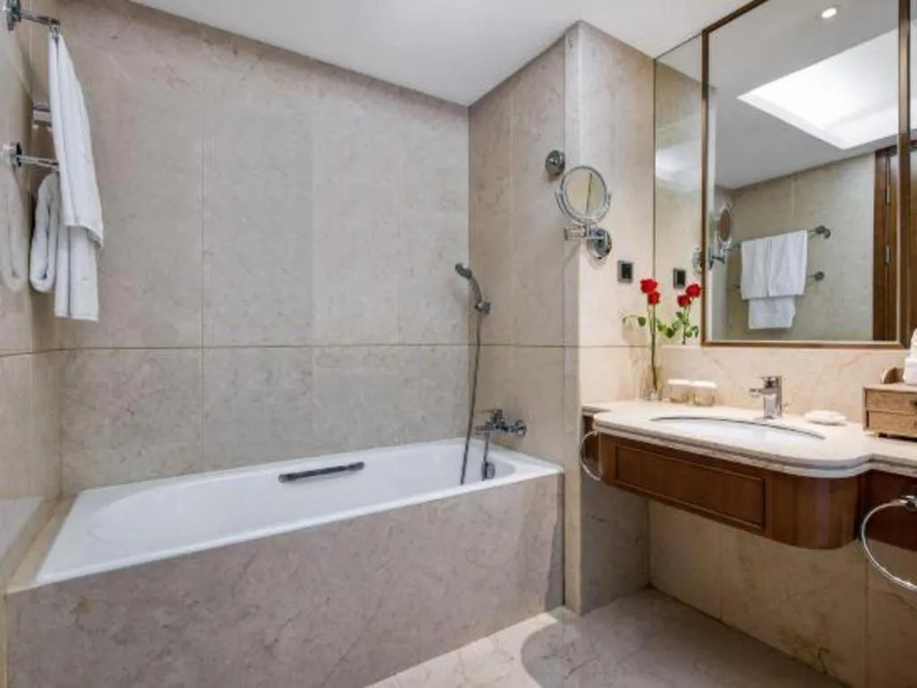 Hainan Junhua Haiyi Hotel