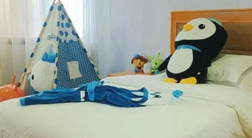 Bed in Xiamen Plaza Hotel