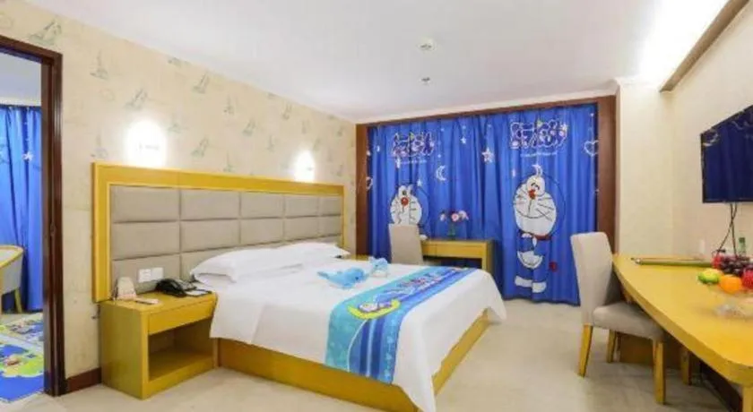 Bed in Xiamen Plaza Hotel