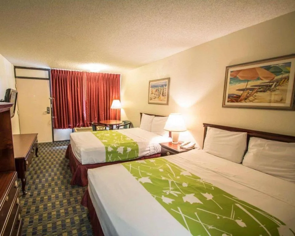 Bed in Quality Inn Kissimmee West - Lake Buena Vista South
