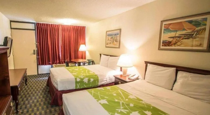 Bed in Quality Inn Kissimmee West - Lake Buena Vista South