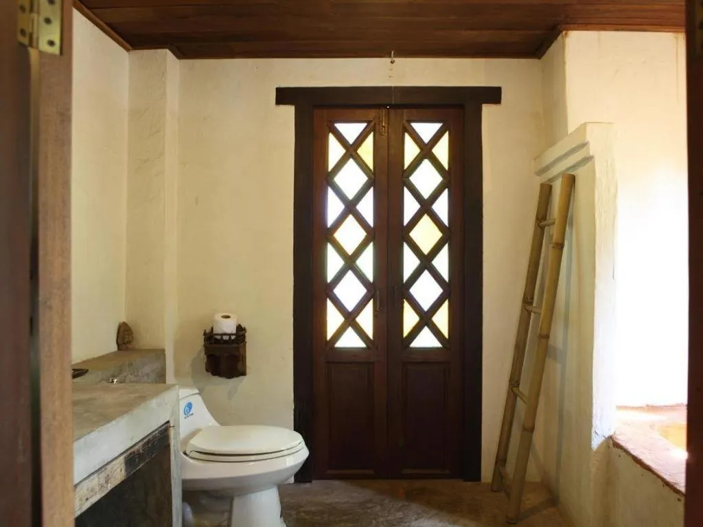 Baan Gong Kham Hotel