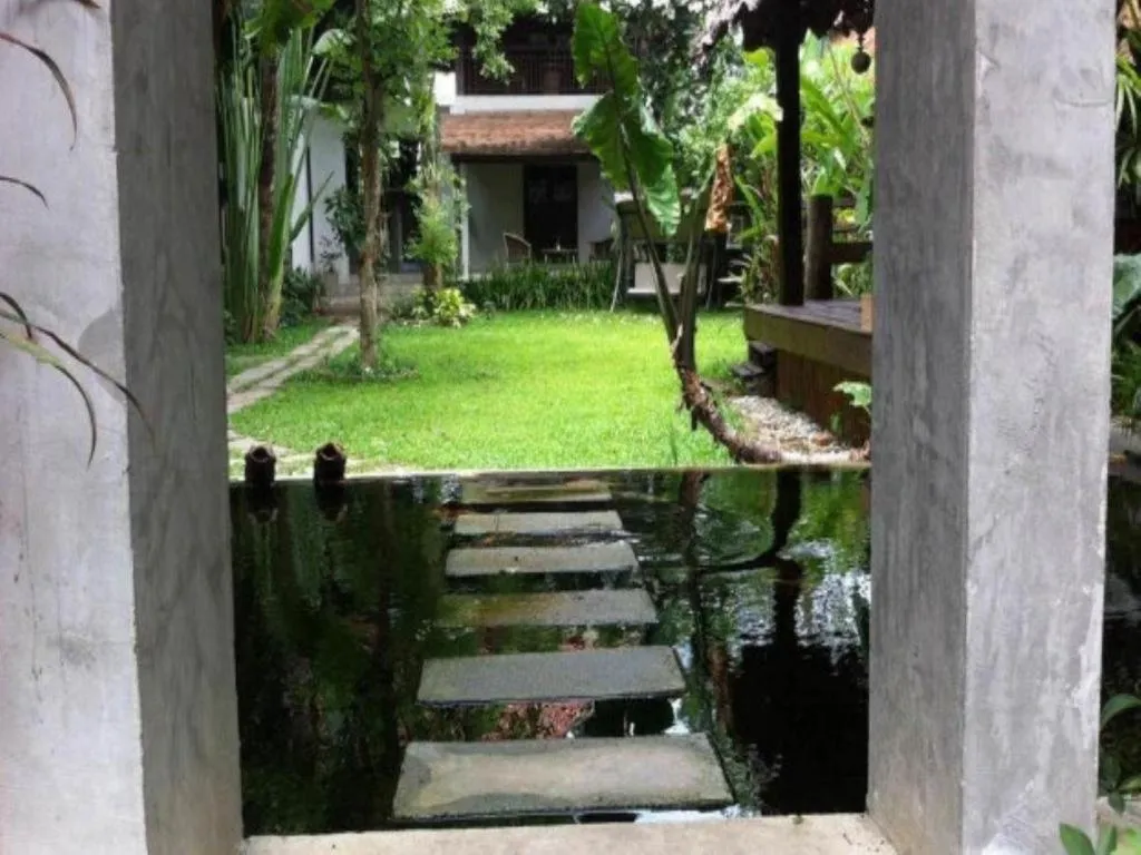 Baan Gong Kham Hotel