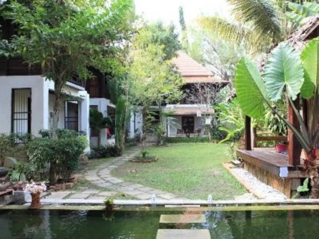 Baan Gong Kham Hotel
