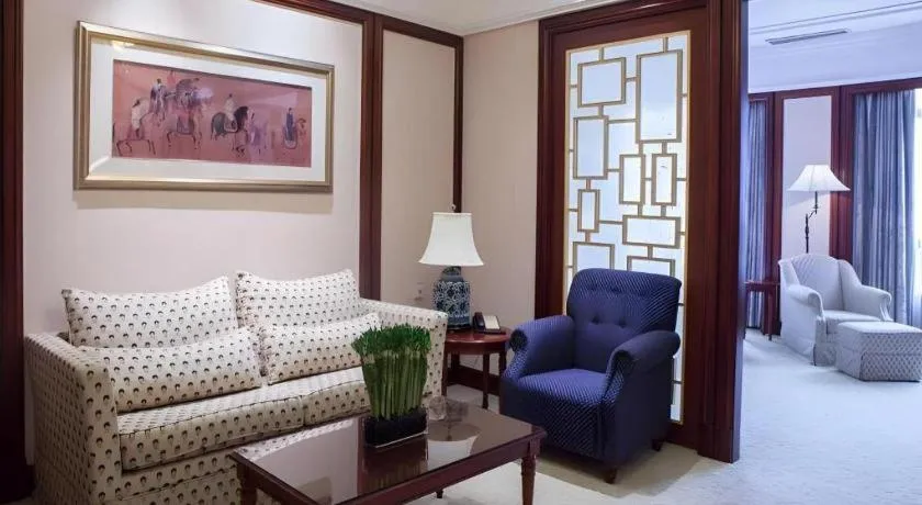 Sky Fortune Boutique Hotel