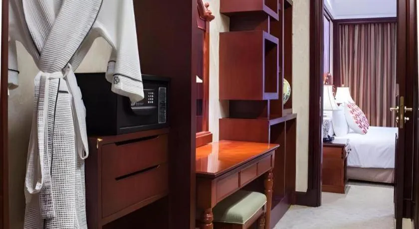 Bed in Sky Fortune Boutique Hotel