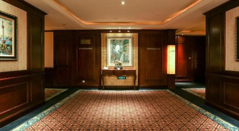 Sky Fortune Boutique Hotel