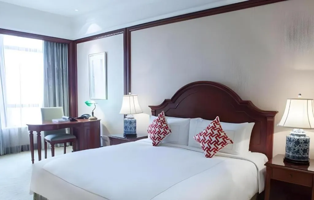 Bed in Sky Fortune Boutique Hotel