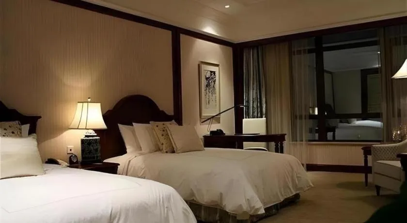 Bed in Sky Fortune Boutique Hotel