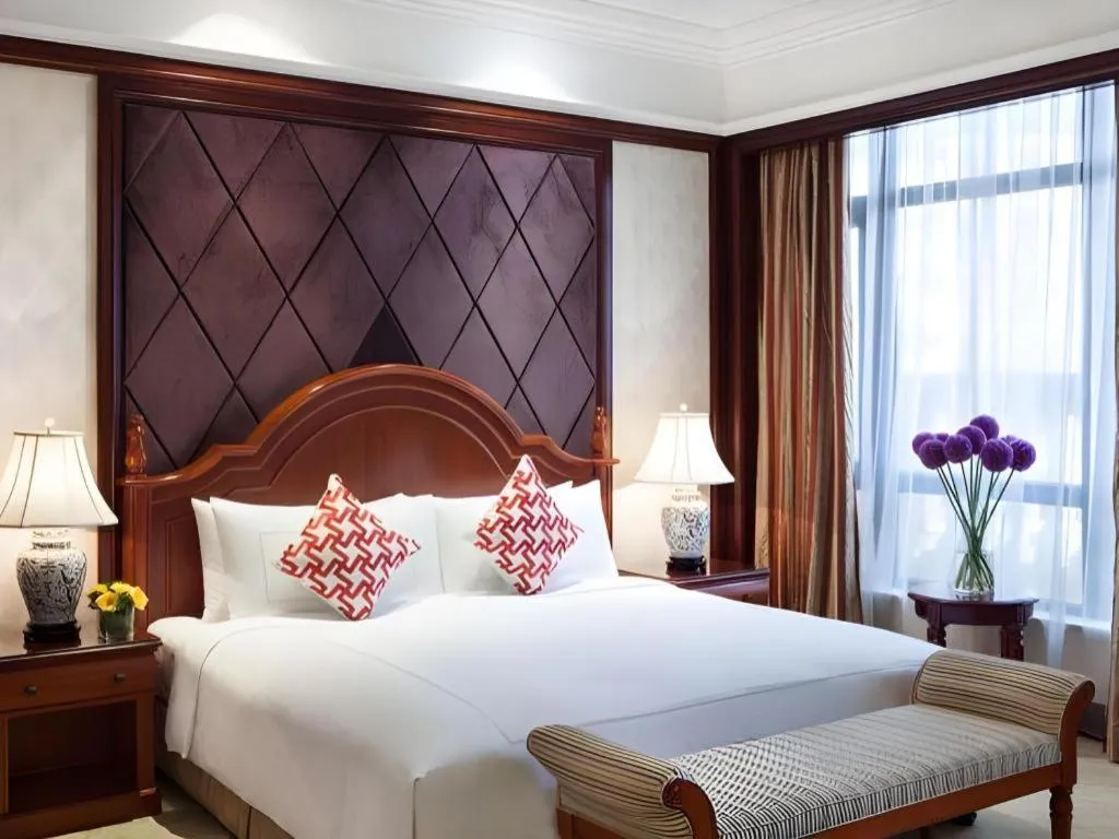 Bed in Sky Fortune Boutique Hotel