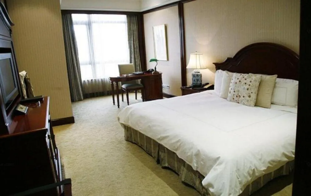 Bed in Sky Fortune Boutique Hotel