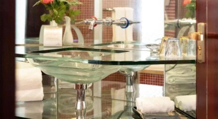 Wonderport International Hotel