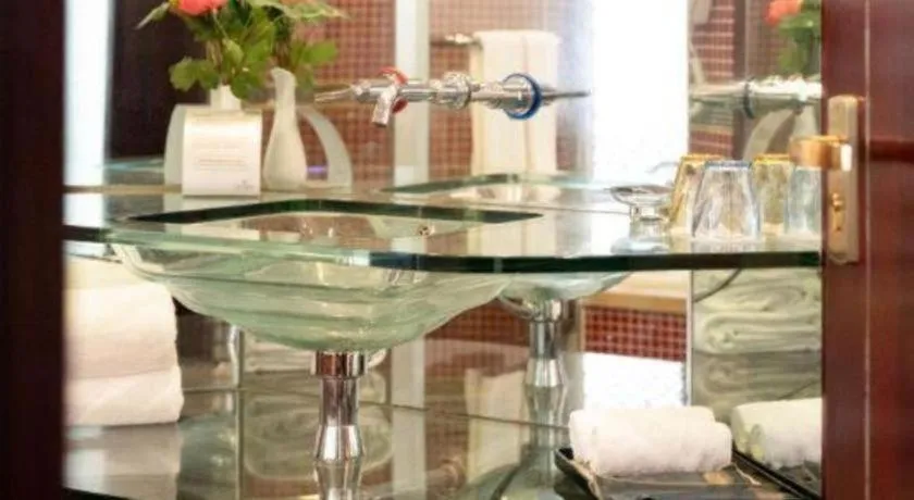 Wonderport International Hotel