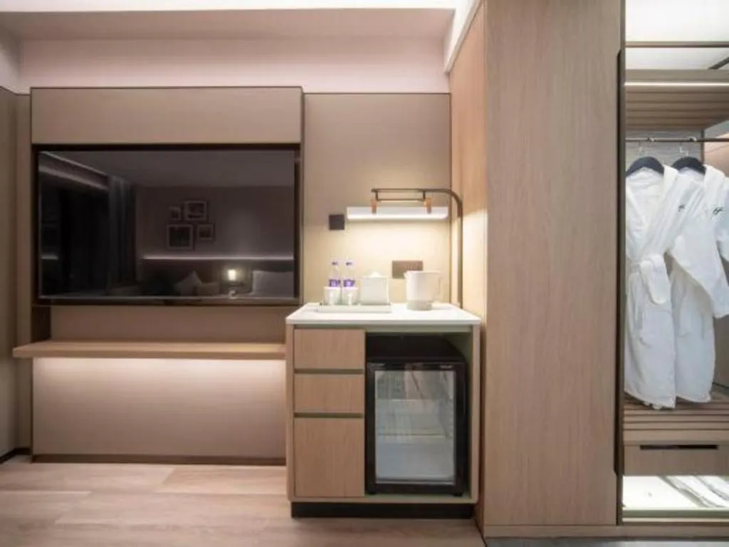 Yiwu Yimei Plaza Hotel