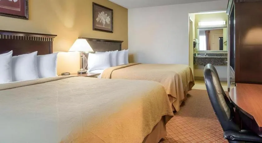 Bed in Quality Inn San Bernardino - Loma Linda