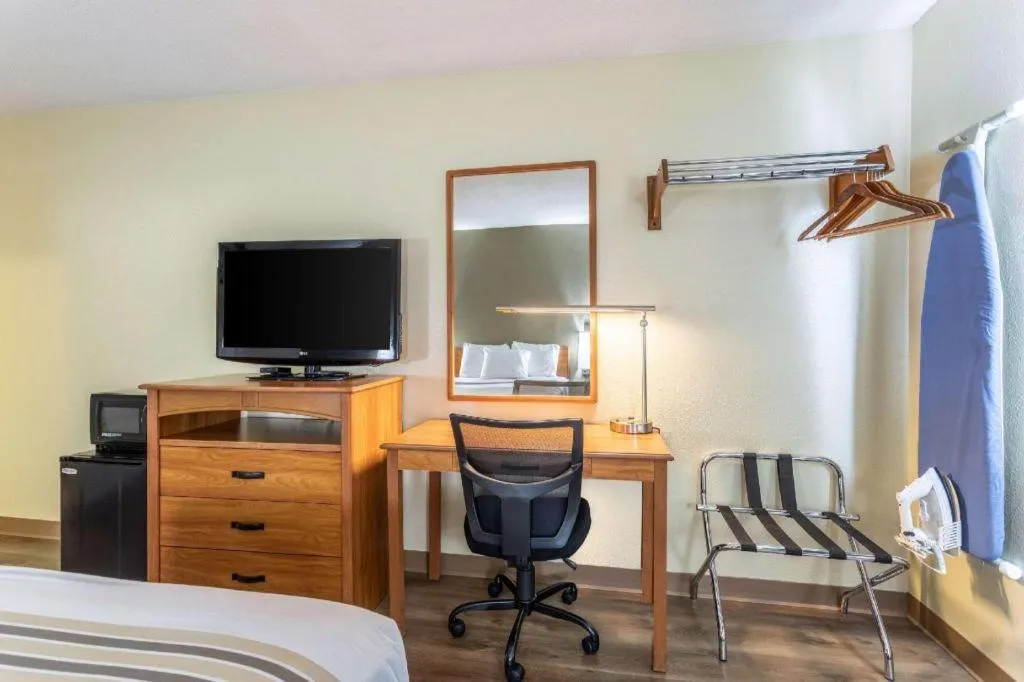 Econo Lodge Ithaca Airport