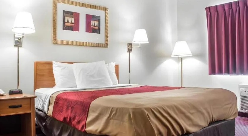 Bed in Econo Lodge Ithaca Airport