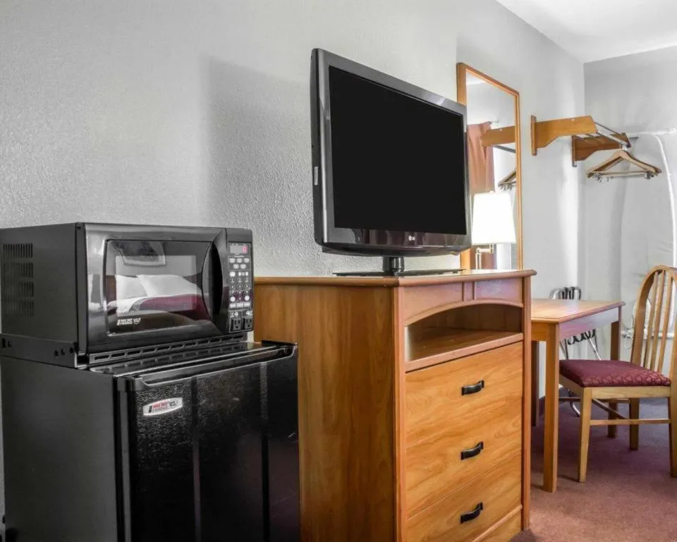 Econo Lodge Ithaca Airport