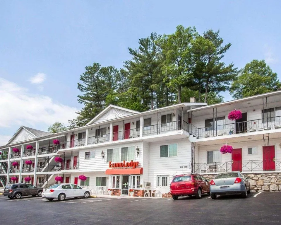 Baymont by Wyndham Lake George