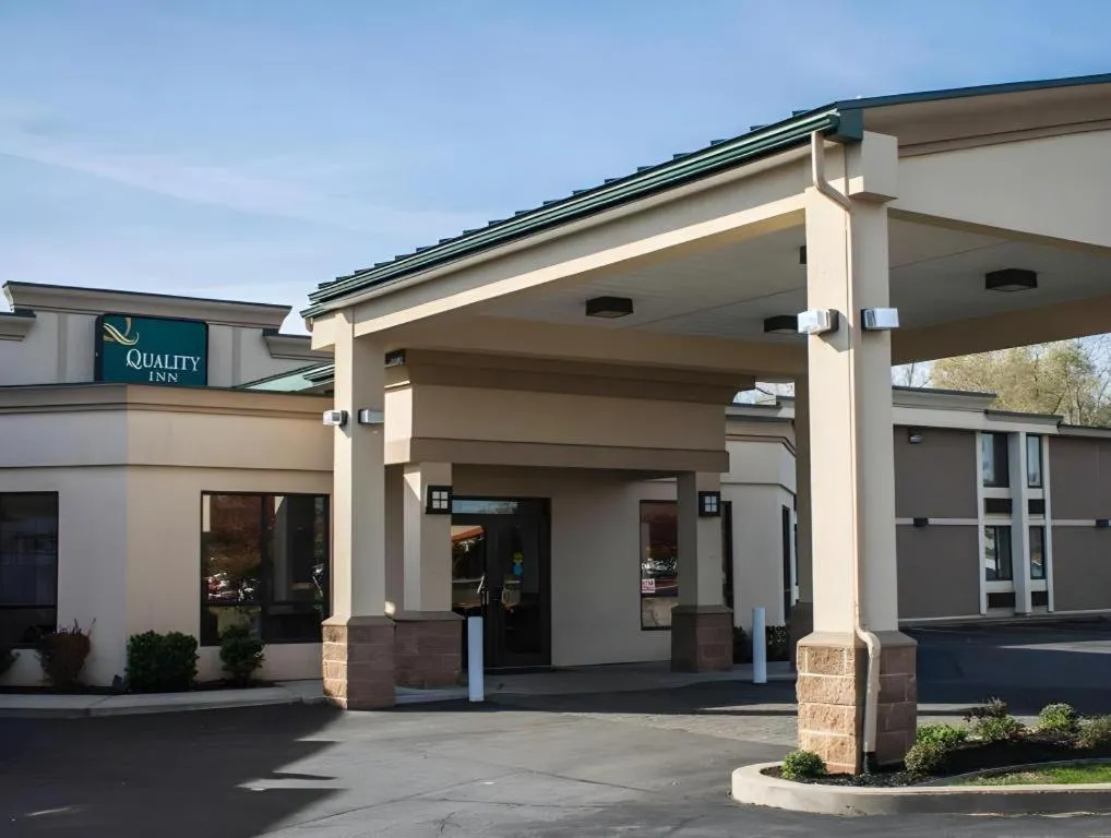 Quality Inn Dayton North - Vandalia