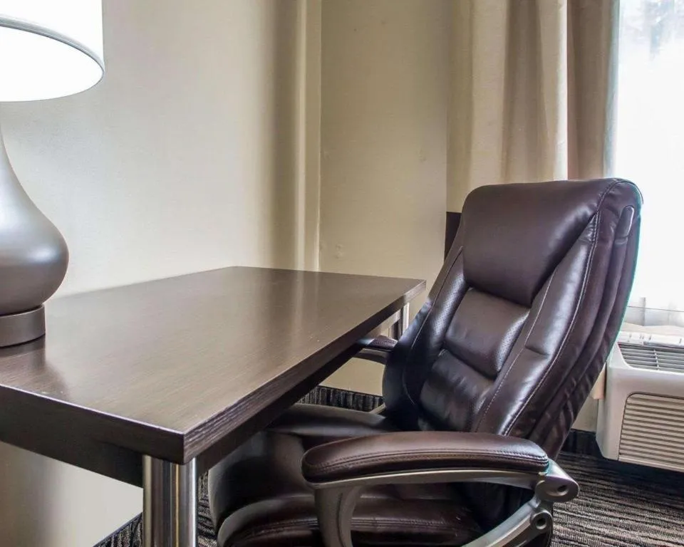 Quality Inn Dayton North - Vandalia