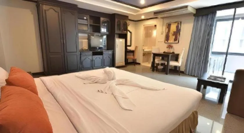 Bed in The Heritage Sathorn Suite Hotel