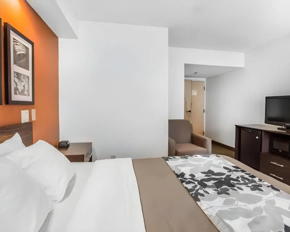 Bed in Sleep Inn Bessemer Helena