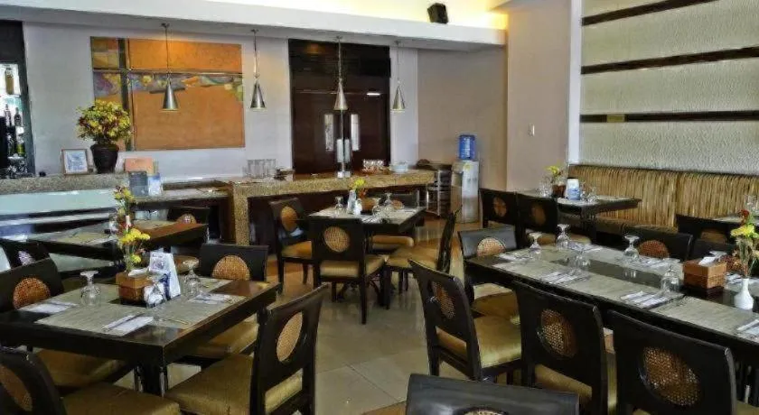 Baguio Burnham Suites Hotel