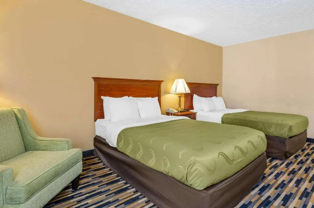 Bed in Quality Inn near Martinsville Speedway