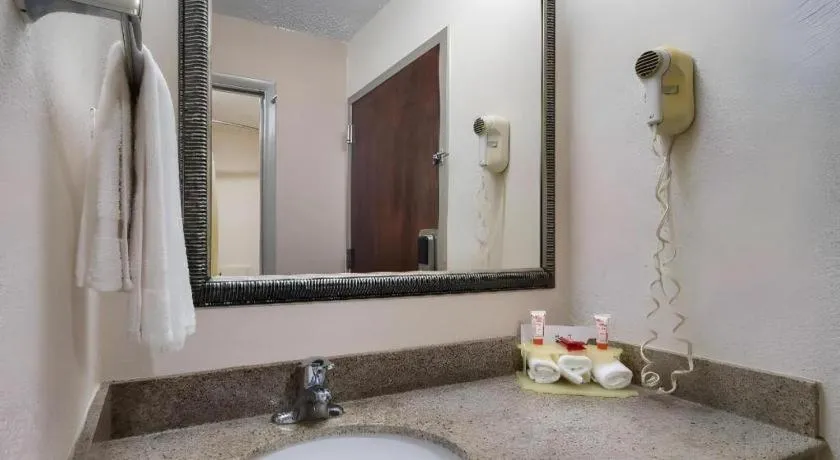 Surestay Plus Hotel Tarboro