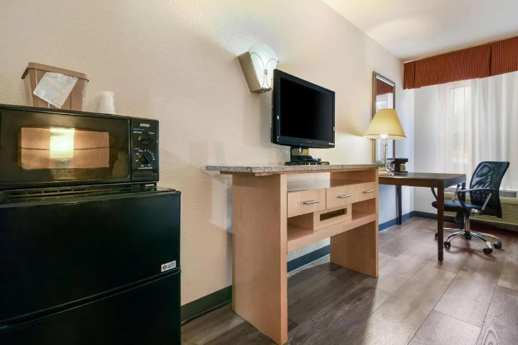 Surestay Plus Hotel Tarboro