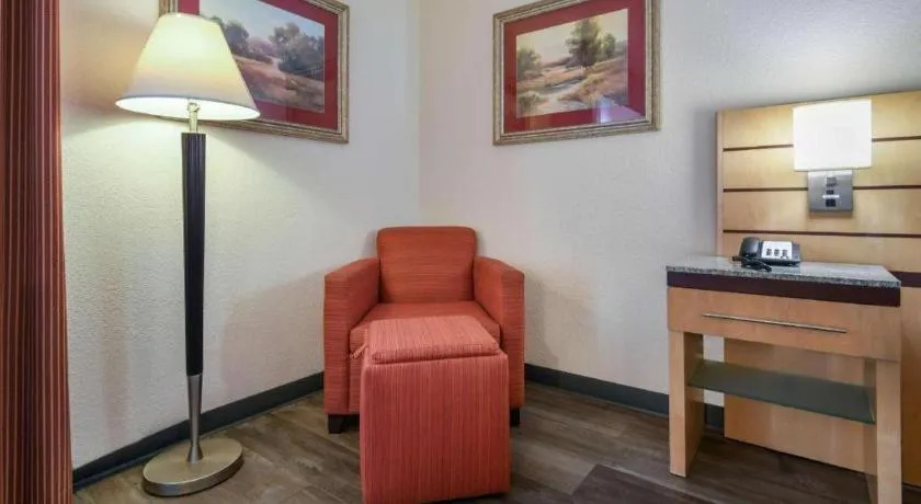 Surestay Plus Hotel Tarboro