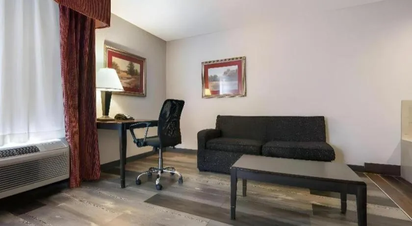 Surestay Plus Hotel Tarboro