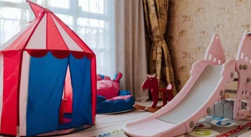 Hangzhou The First World Hotel