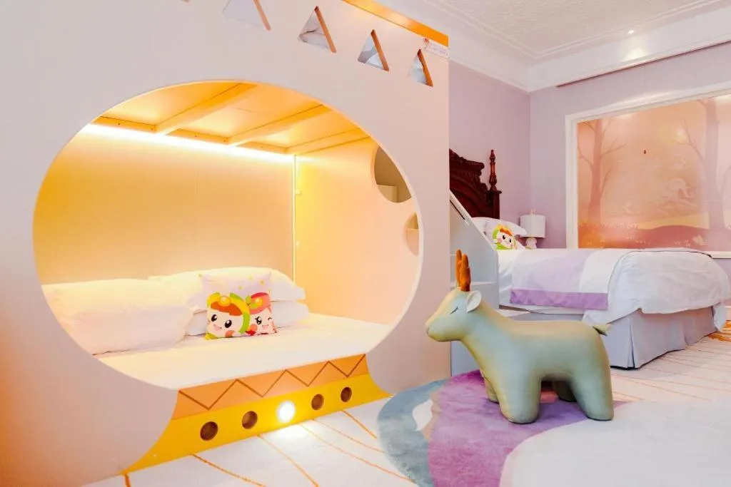 Bed in Hangzhou The First World Hotel